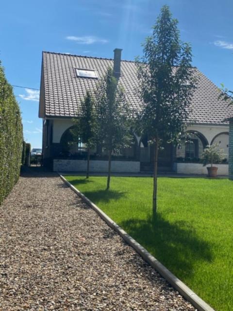 Maashuys Villa Lanaken Bagian luar foto